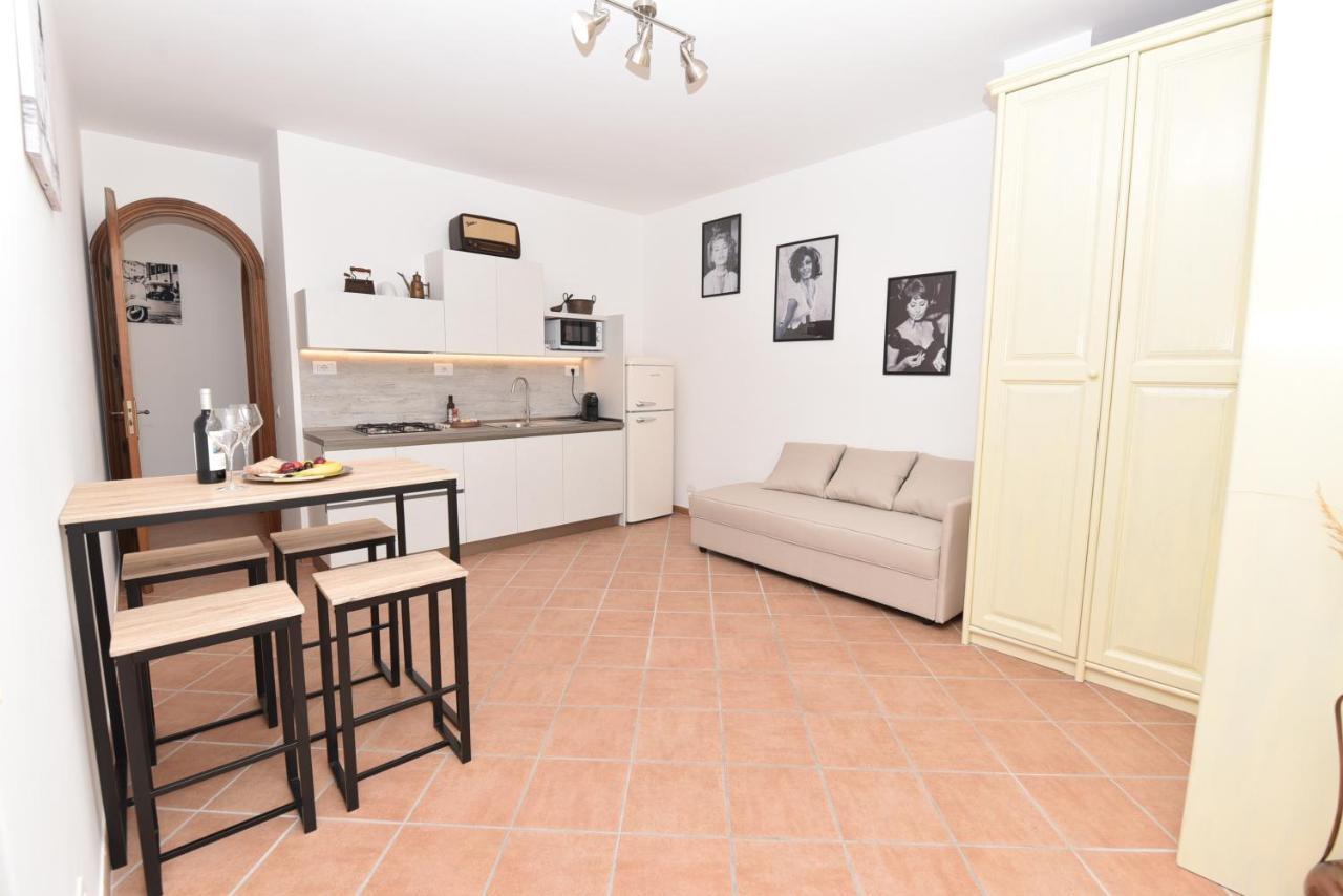 Chez Luke Apartments In Аджерола Экстерьер фото