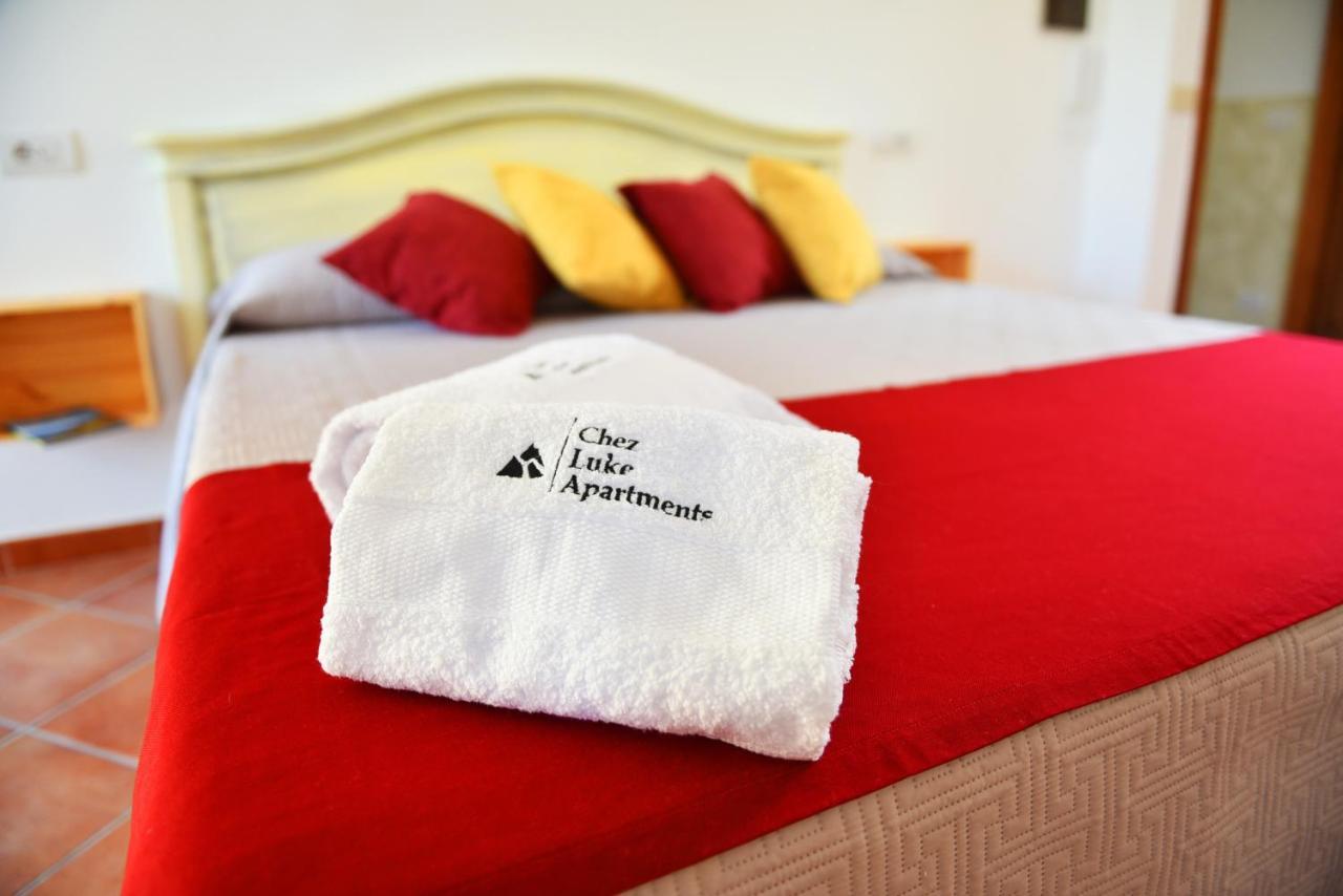 Chez Luke Apartments In Аджерола Экстерьер фото