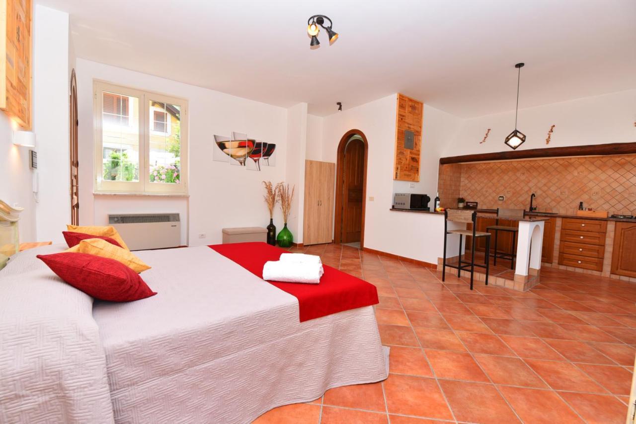 Chez Luke Apartments In Аджерола Экстерьер фото